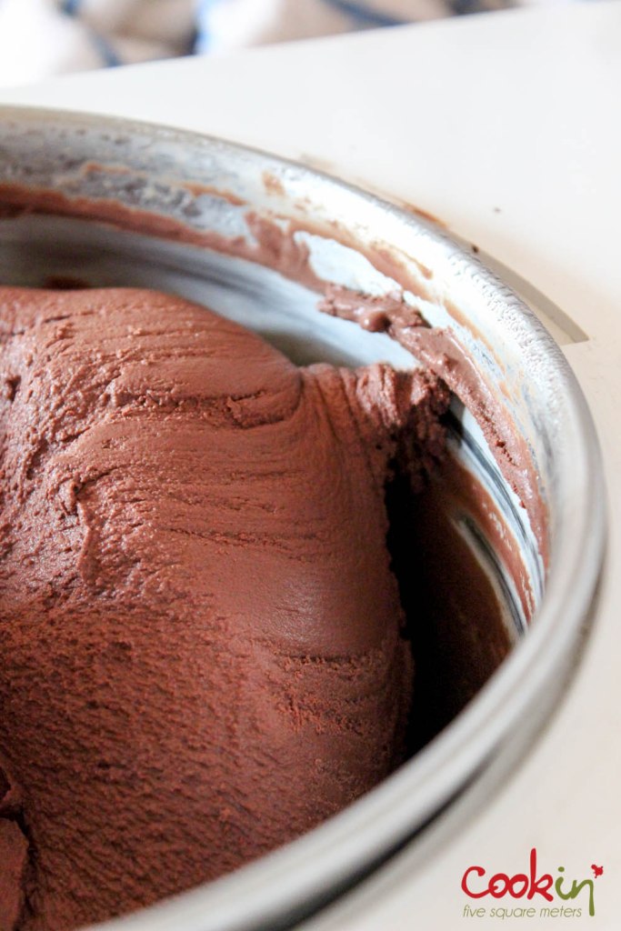 vegan creamy dark chocolate sorbet-cookin5m2-5