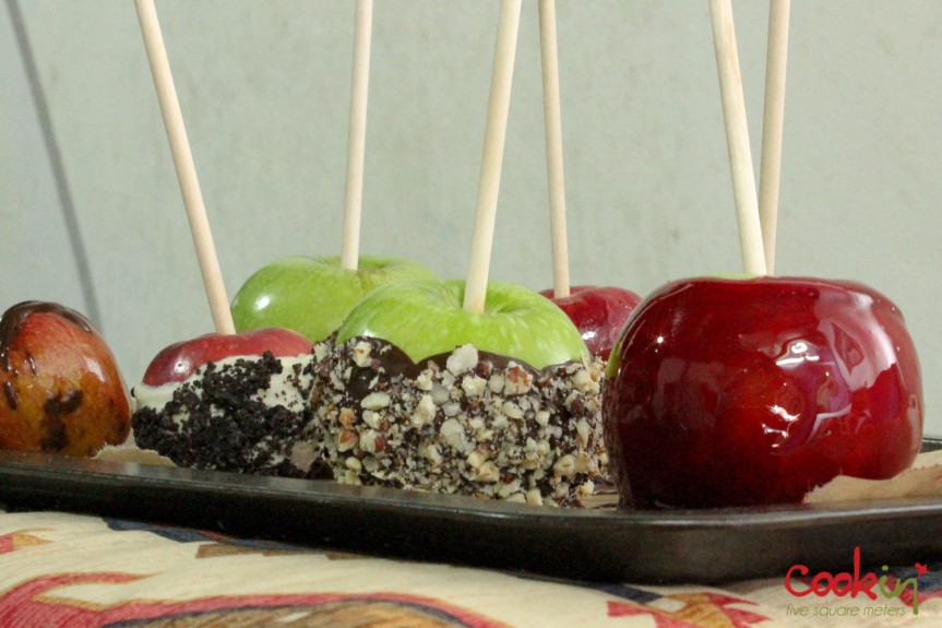 Halloween Candy Caramel Apples Recipe - Cookin5m2-11