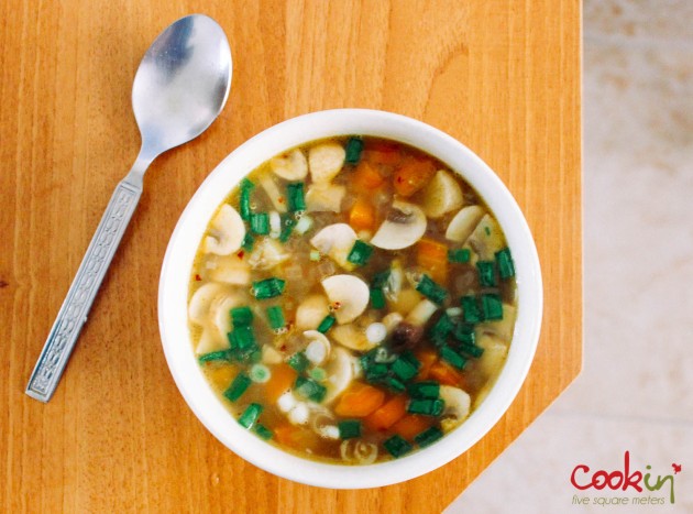 Vegan Quinoa Soup Recipe  - Cookin5m2-2